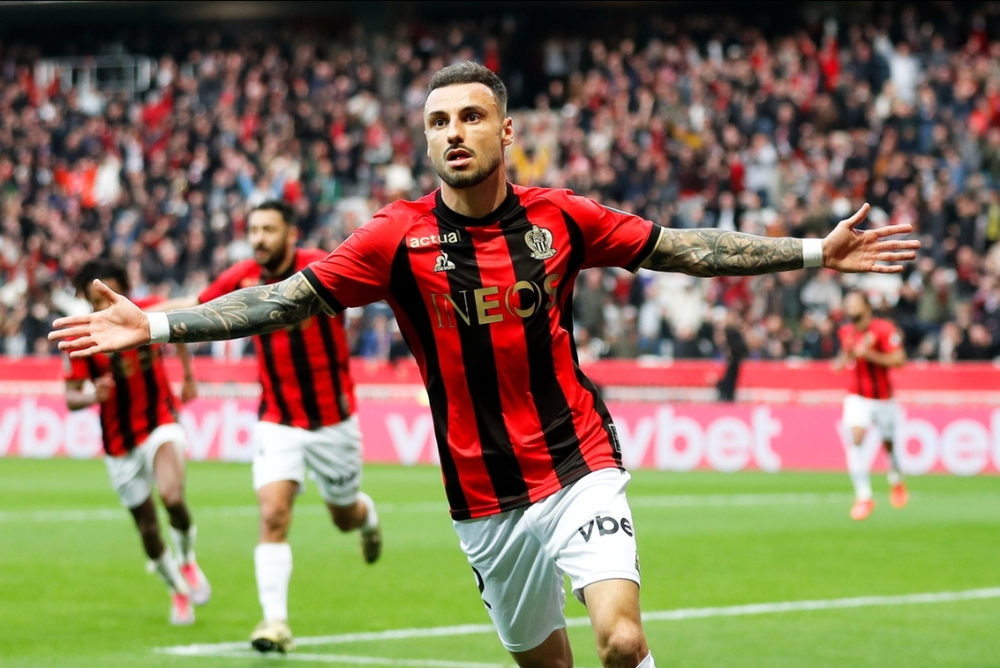 开云-法甲今夜再迎强敌；阿贾克斯外线爆发；主帅态度：底气十足；赛程密集仍需轮换的简单介绍